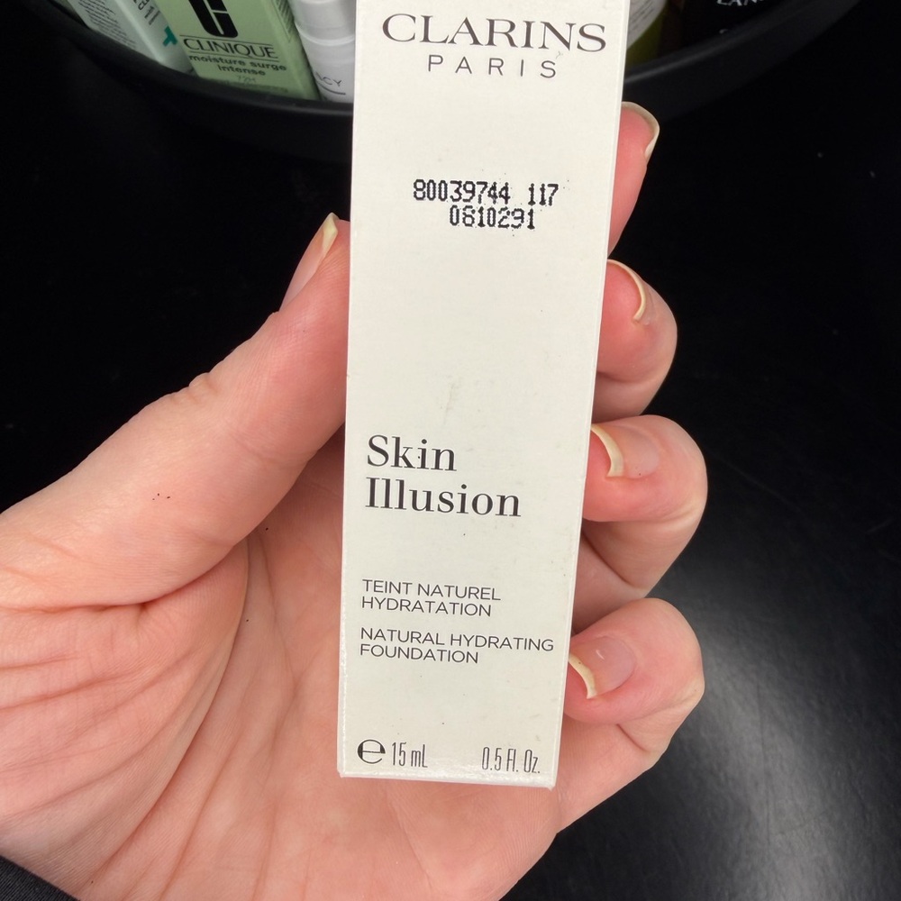 Clarins Skin Illusion Natural Hydration Foundation